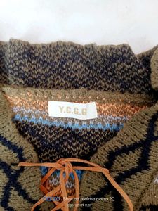 Stylish Patterned Knit Sweater
