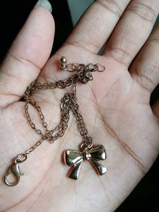 Chic Bow Pendant Necklace