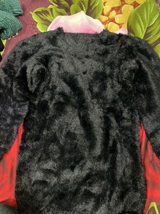 Black Furr Sweatshirt