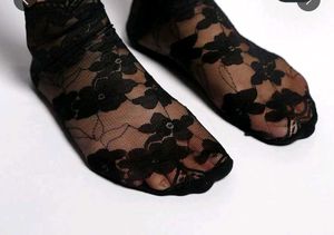 Sheer Lace Ankle Socks