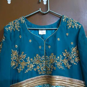 Teal Kurta Set with Intricate Embroidery