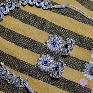 Sparkling Stone Necklace and Earring Set