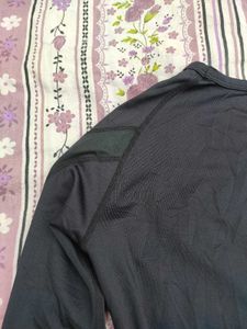 Long Sleeve Athletic Top For Gym