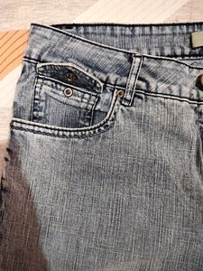 Retro Straight Fit Jeans