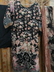 Floral Print pakistani Kurta Set with Dupatta