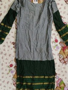 Grey &amp; Green Kurta Set (kurti+pant)