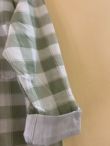 Slim fit Men's Plaid Long Sleeve Shirt