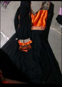 Elegant Orange &amp; Black Lehenga Choli Set