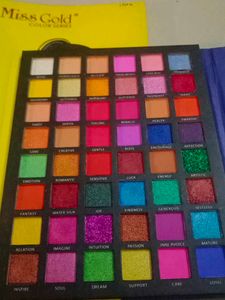 Miss Gold Color Series Eye Shadow Palettes