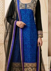 Elegant Blue &amp; Black Embroidered Kurta Set