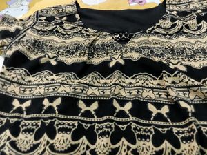 Patterned Black Top