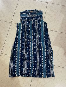 Blue Printed Sleeveless Kurta