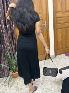 Chic Black Midi Dress