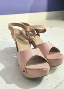 Chic Pink Platform Heels
