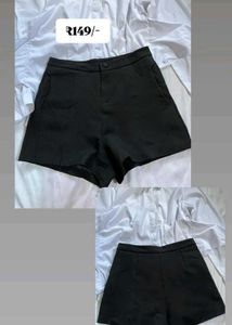 Chic Black High-Waisted Shorts