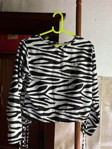 Trendy Women Stripped Top