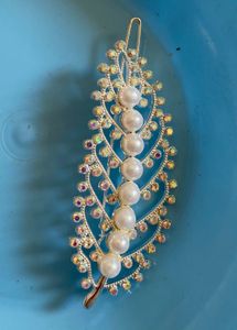 Pearl & Crystal Leaf Hair Clip