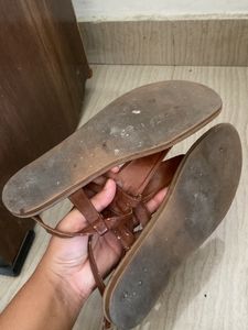 brown sandels