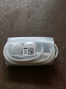SAMSUNG Earphone