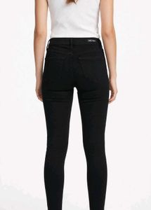 Classic Black Skinny Fit Jeans