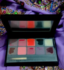 RangDe Lip Palette with 10 Shades