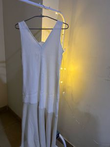Elegant White Maxi Dress (Size: L)