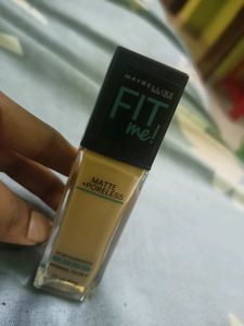 Maybelline Fitme Matte Poreless Foundation