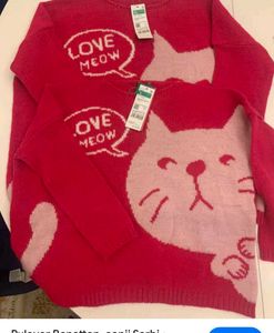 Very Beautiful Light WarmWinter Top With Cute Scaf