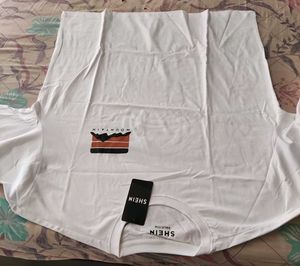 Shein Mountain Graphic T-Shirt black and white pac