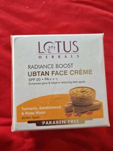 Lotus Herbals Ubtan Face Creme