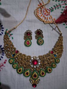 Stunning Indian Necklace & Earring Set