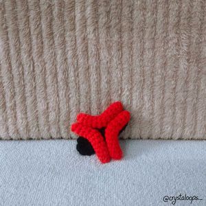 Crochet angry hairclip