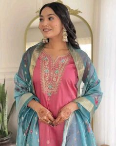 Elegant Pink Kurta Set with Teal Dupatta