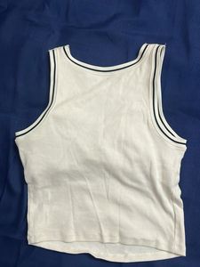 UNIQLO Padded white crop top