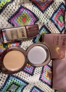 Lakme Super Matte Combo