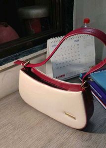 elegant cream shoulder bag ✨