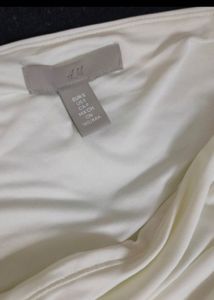 H&amp;M White Long Sleeve Bodysuit