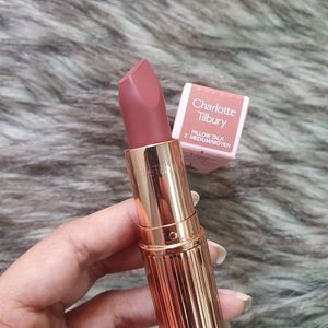 Charlotte tilbury Pillow Talk lipstick