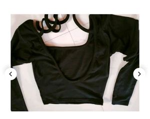 Black Long Sleeve Crop Top