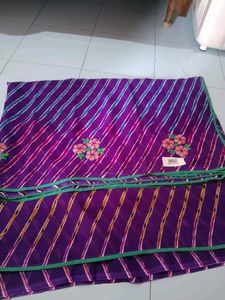 Purple Lehariya Saree With Unstitched Blouse