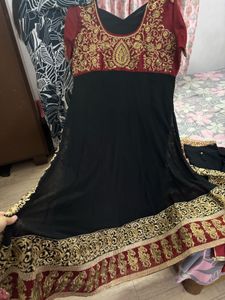 Elegant Black &amp; Maroon Kurta Set