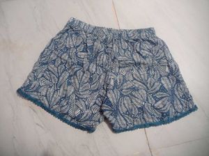 Blue Leaf Print lace trimmed shorts