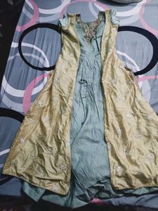Elegant Embroidered Gown with Jacket