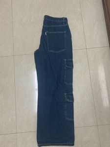 Freakins Men's Relaxed Fit Cargo Jeans