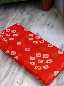 Bandhini Print Gold Zari Sarees