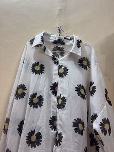 Cute Daisy Print Oversized Shirt