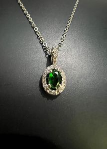 Elegant Green Emerald & Diamond Pendant Necklace