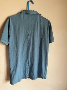 T-shirt Reliance Trends