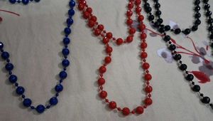 vintage-inspired beaded necklace 💙❤️🖤