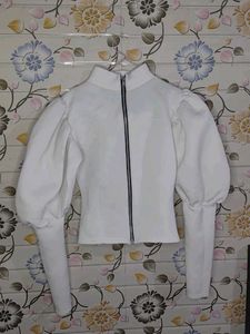 Trendy Women Winter White Puffed Sleeve Jacket🤍